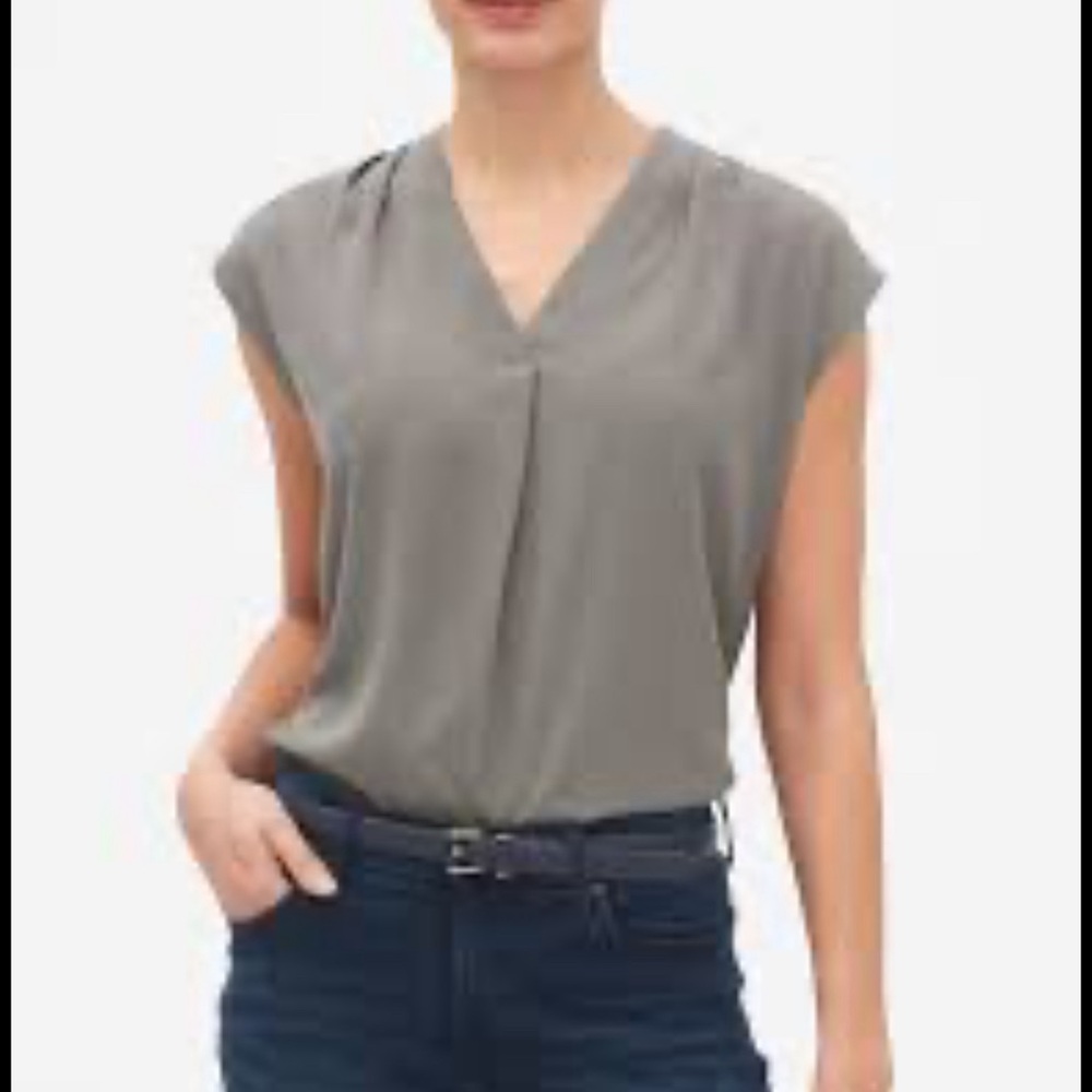 NWT Gray Banana Republic Dolman-Sleeve Top